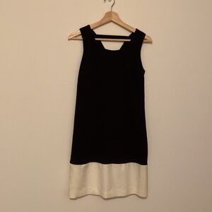 Black and ivory sleeveless Samuel Dong dress. Extra small.